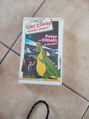 vhs peter et eliott le dragon disney