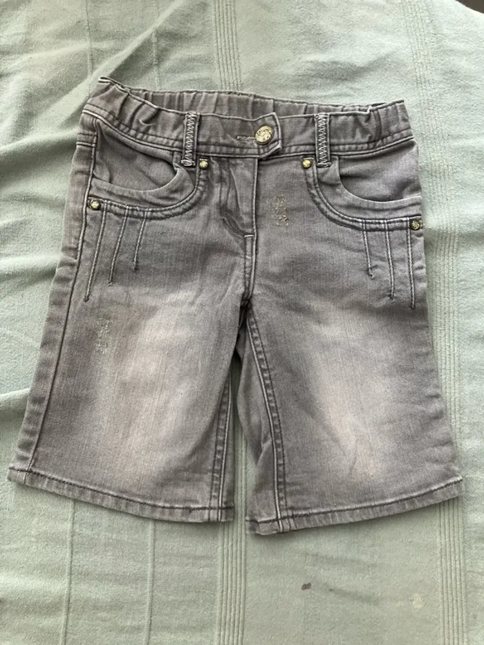 Short en jean gris 5 ans