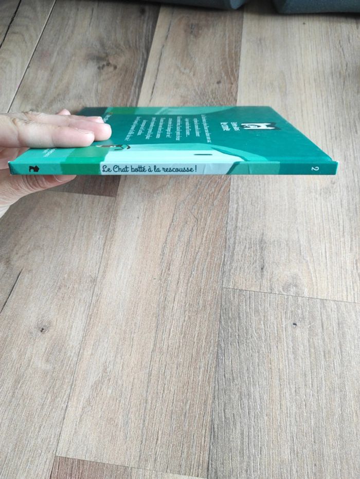 Livre : Le Chat botté à la rescousse - photo numéro 3