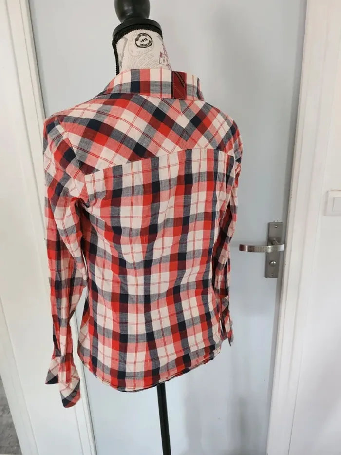 Superbe Chemise à Carreaux ML de marque Guess et de taille 38 - photo numéro 4