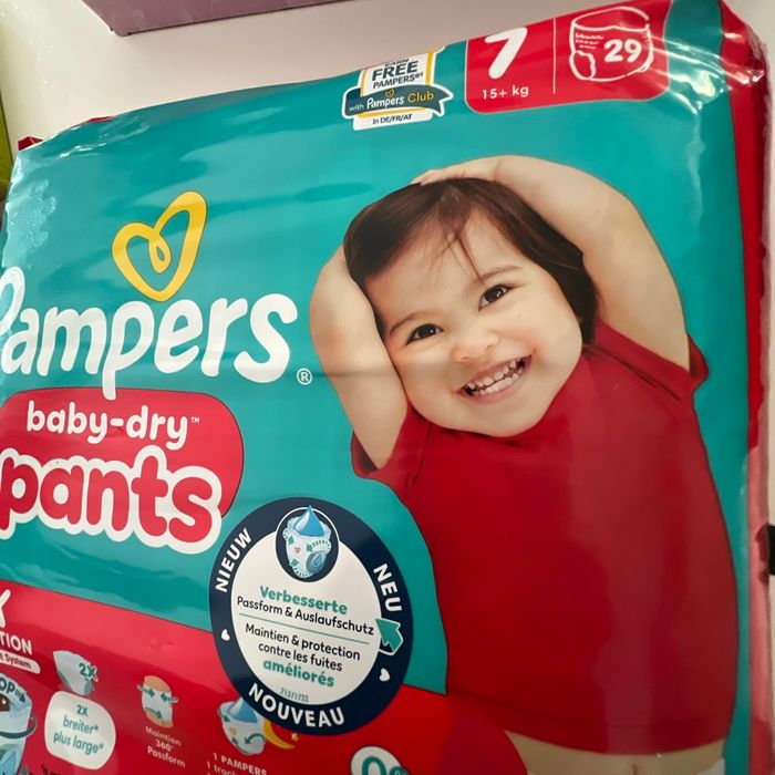 Pampers Baby-Dry Pants T. 7 - photo numéro 2