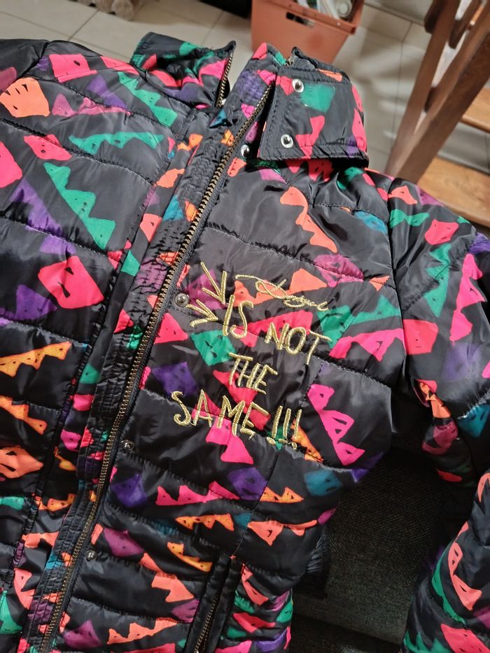 A saisir, doudoune fille taille 11/12 ans  ( Bien lire merci) - photo numéro 2