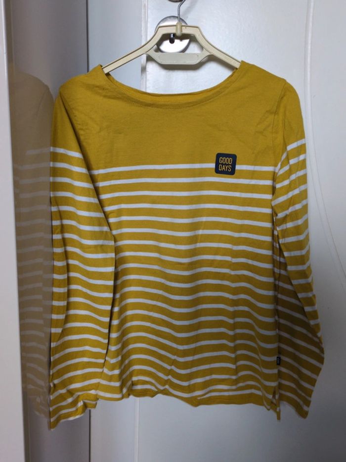 Superbe haut ML okaidi 10 ans