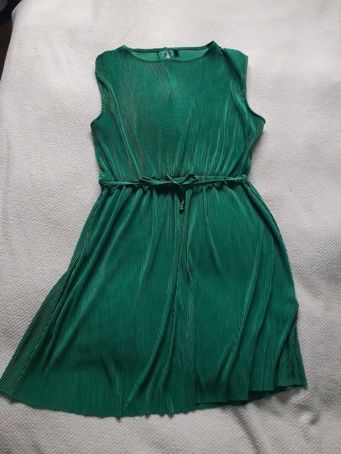 Robe Action verte avec ceinture XL - photo numéro 3
