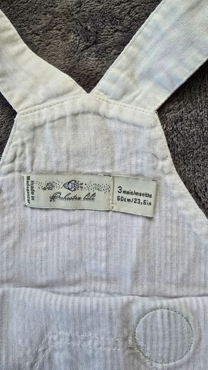 Ensemble salopette et son tee-shirt shirt - photo numéro 4