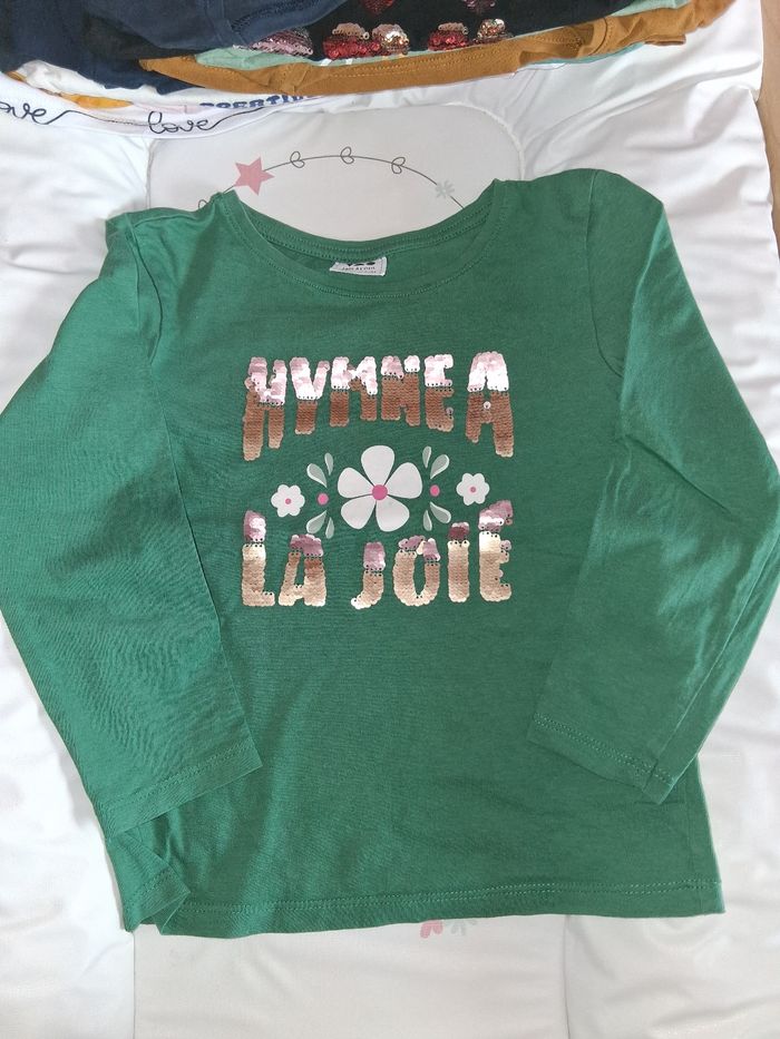 T-shirt