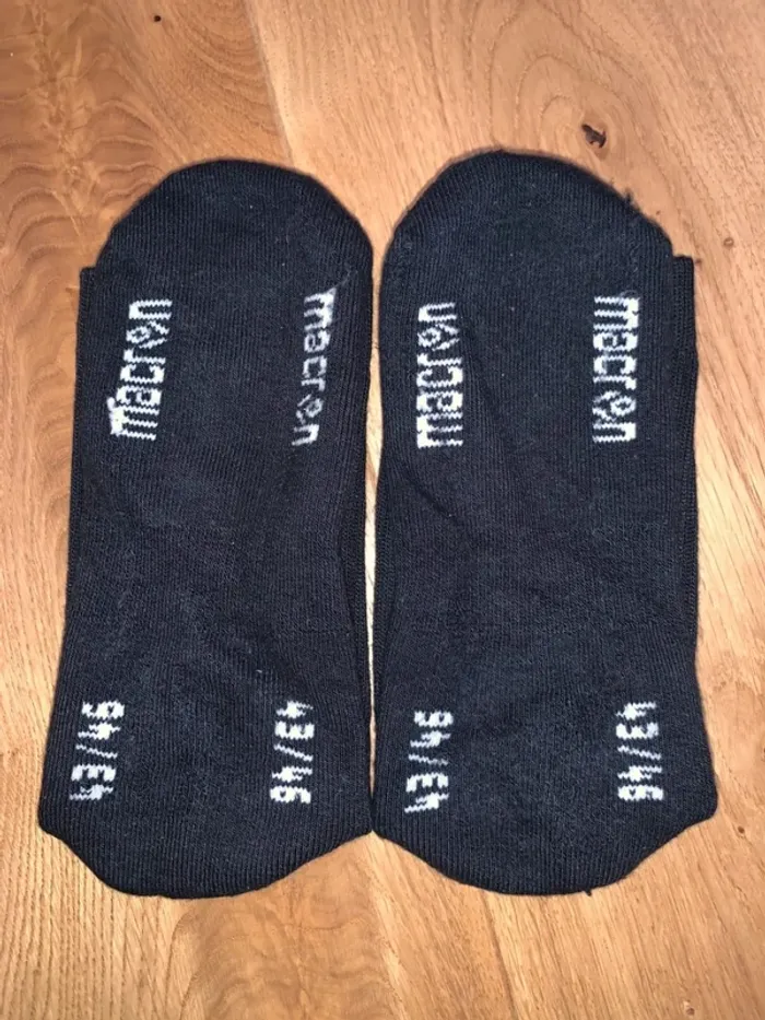 Chaussettes noires macron 43-46 - photo numéro 3