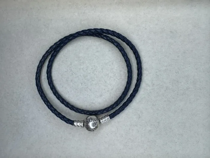 Bracelet Pandora Authentique en cuir Bleu marine 36 cm Fermoir boule