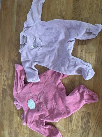 Lot de deux pyjamas 1 mois