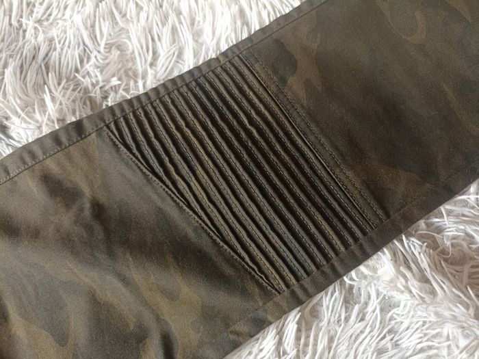 Pantalon skinny army camouflage femme taille S/36 Zara - photo numéro 3