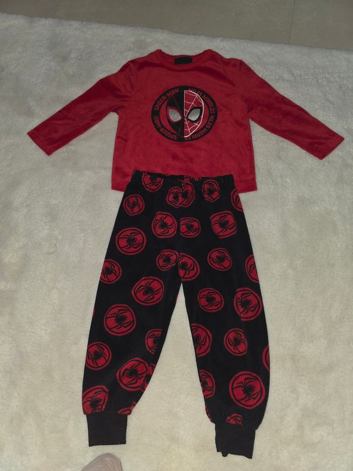 Pyjama spiderman