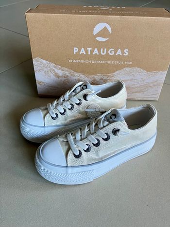 Basket à enfiler brillante fille taille 30 Pataugas