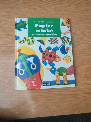Livre papier mâché et autre modèles