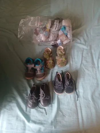 Lot chaussure et chaussettes
