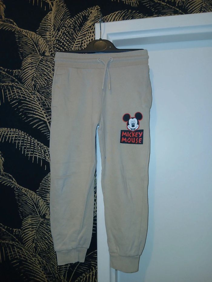 🩵 Pantalon de jogging Mickey taille 5/6 ans 116 cm.