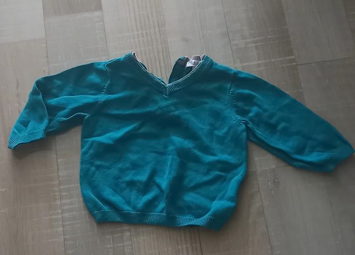 Pull taille 6 mois