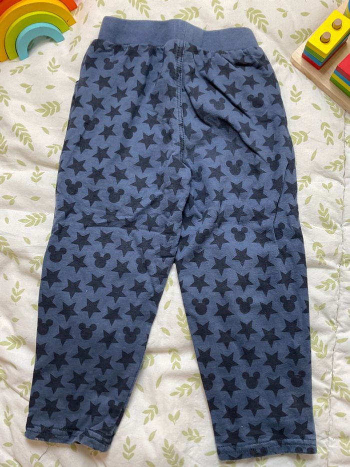 pantalon de jogging marine motifs étoiles noir disney 36 mois - photo numéro 4