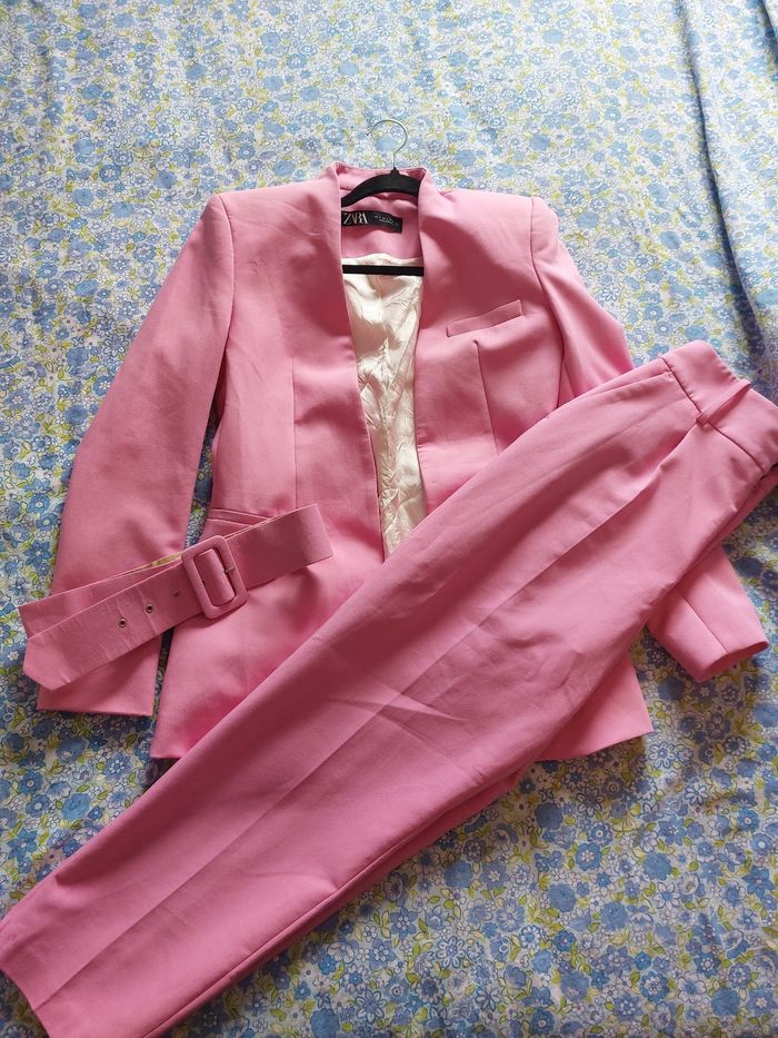 Ensemble tabailleur