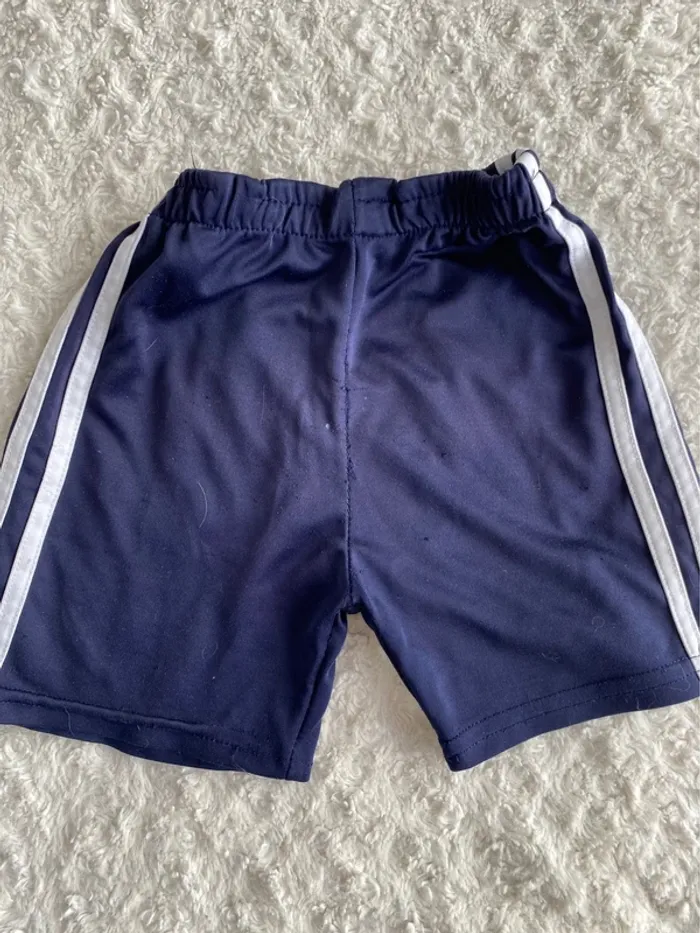Short Adidas 5 ans - photo numéro 2