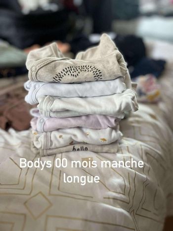 Lot bébé fille et mixte 0-3 mois