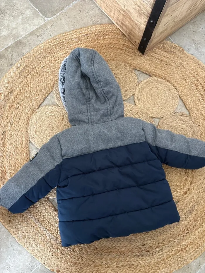 Manteau 6 mois - photo numéro 3