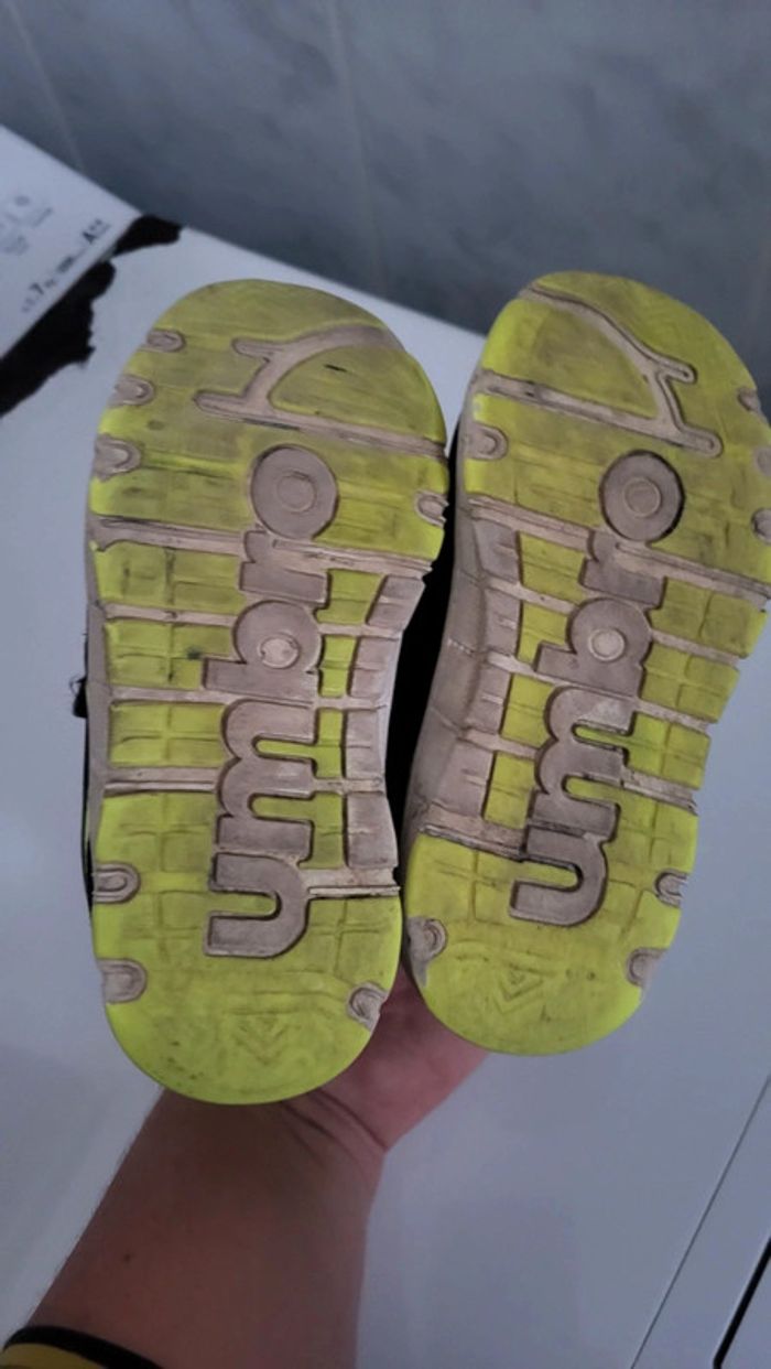 Baskets umbro 27 - photo numéro 5