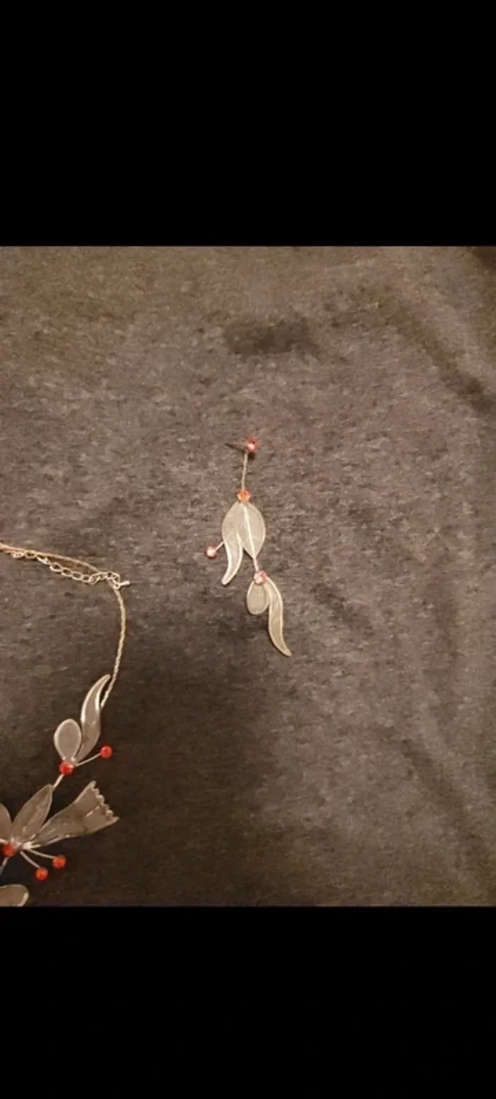Parure collier et boucles d'oreilles - photo numéro 4