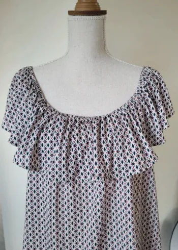Blouse sans manches à motifs bleu marine rouge écru H&M Taille XL ou 42 44