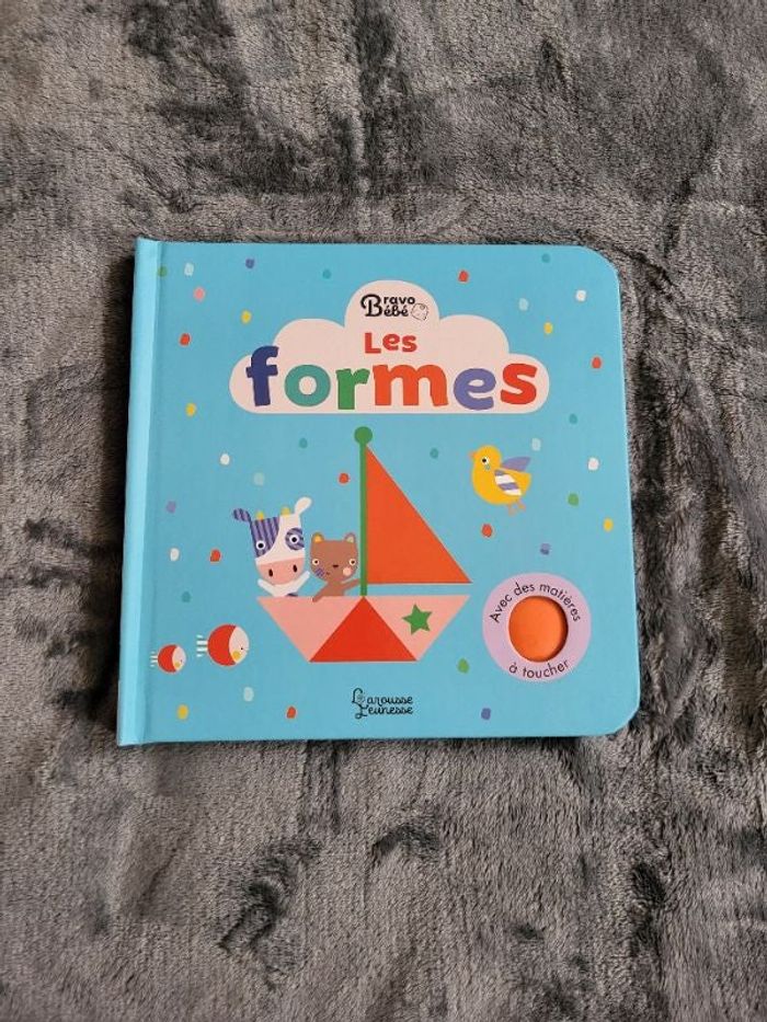 Livre les formes avec des matières a toucher neuf #ag89livres