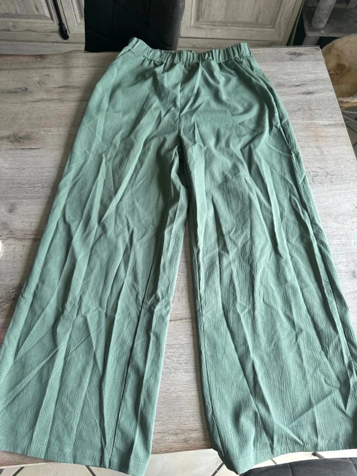 Ensemble vert sauge M neuf - photo numéro 5