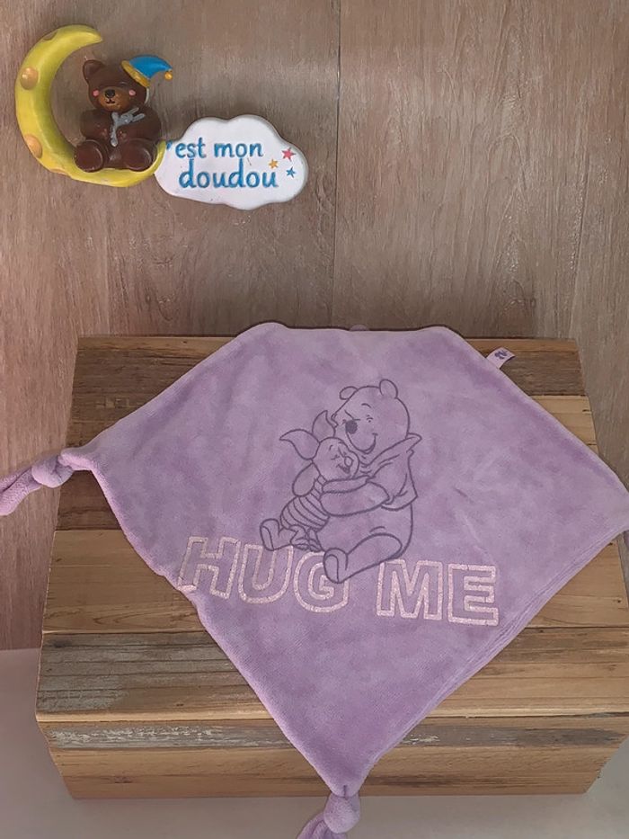 DY326 doudou winnie l’ourson Disney