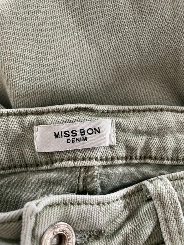 Pantalon jean vert d’eau clair très extensible taille haute coupe skinny Miss Bon taille 36 - photo numéro 8
