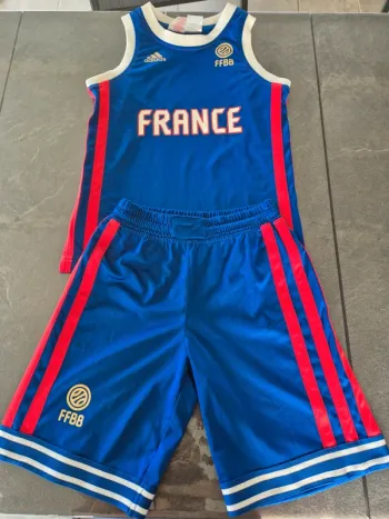 Ensemble Sport Basket-ball officiel France - Adidas - 8 ans - FFBB