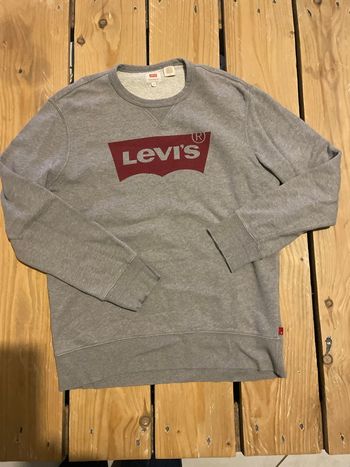 Sweat levi’s