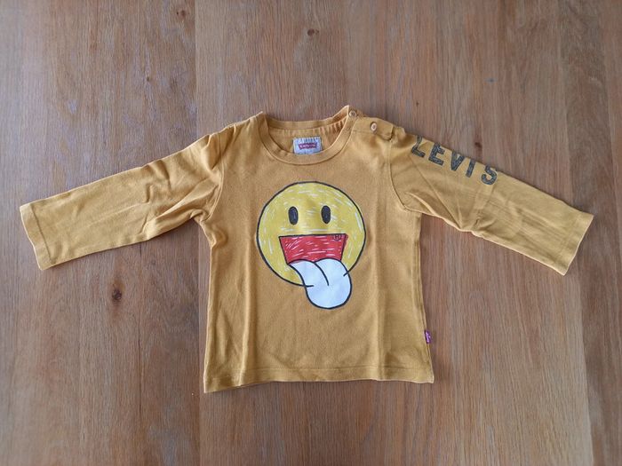 T-shirt Levi's taille 24 mois