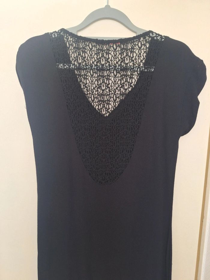 Très belle robe noir Camaïeu taille 36 - photo numéro 4