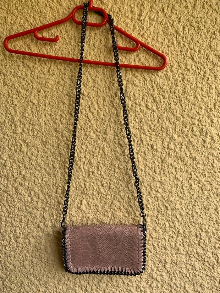 Petit sac en cuir italien avec finition effet python - photo numéro 3