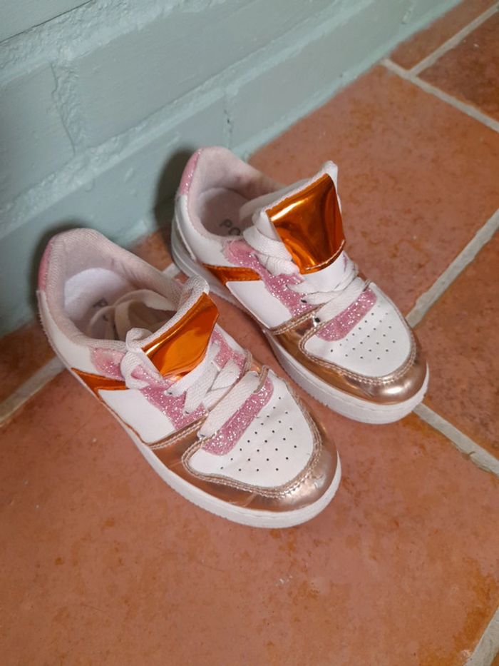 Baskets pointure 25