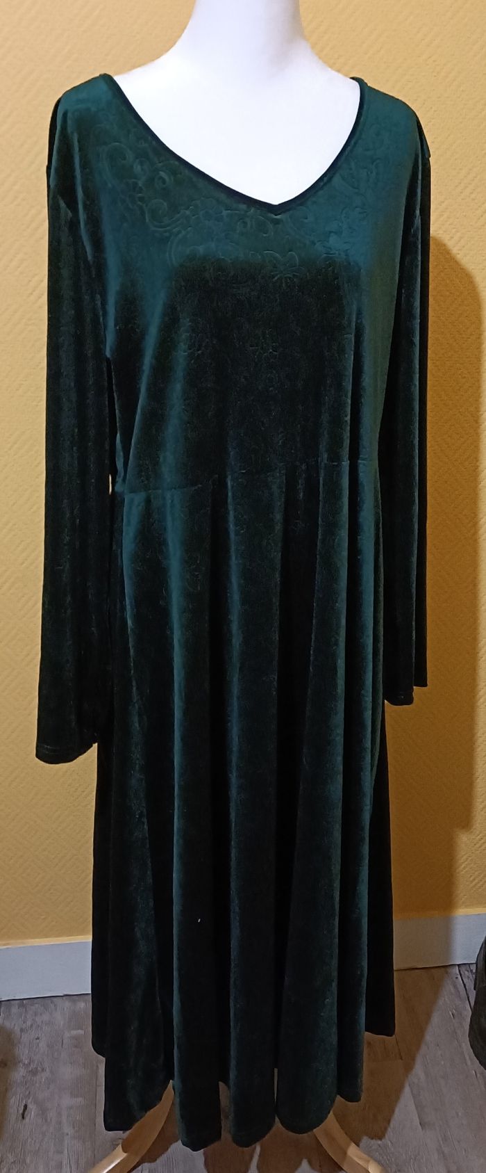 Robe femme - photo numéro 2