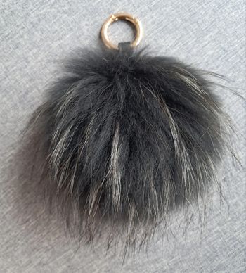 Porte clefs pompon fourrure