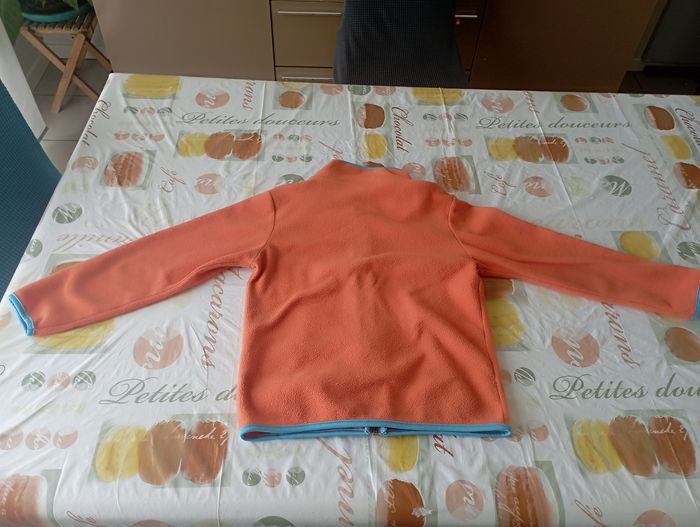 Gilet manches longues polaire orange zippé Les Minions 8 ans 2€5 - photo numéro 4