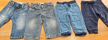 Lot 4 pantalons 9 mois