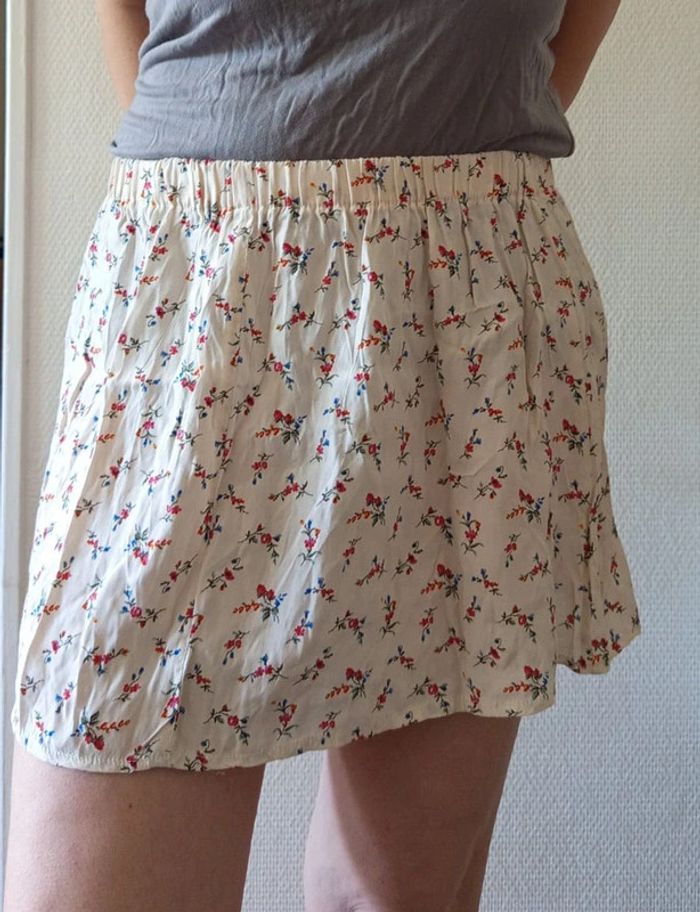 Mini Jupe florale légère 🔄 - photo numéro 6