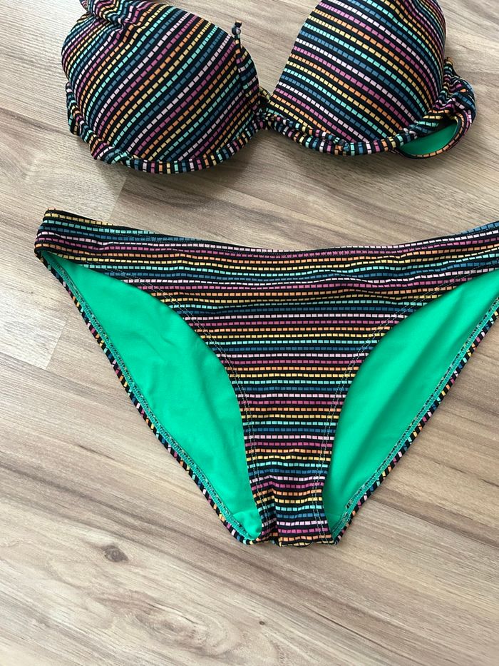 Maillot de bain 2 pièces à motifs Boutique Indépendante Tailles M-L - photo numéro 2