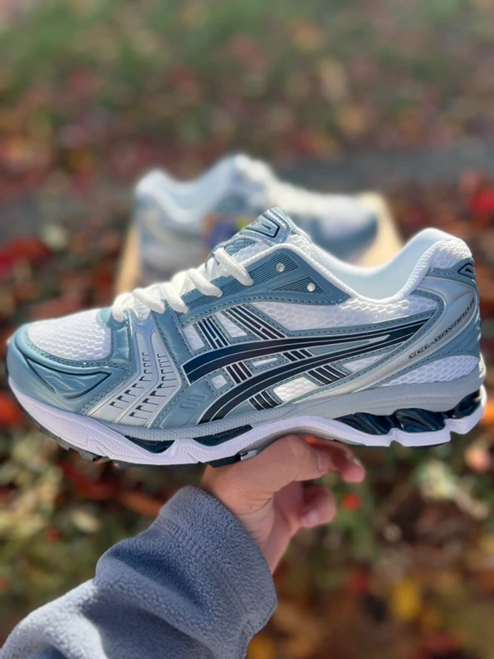 Asics Gel-Kayano 14 Bleu 41.5 - photo numéro 2