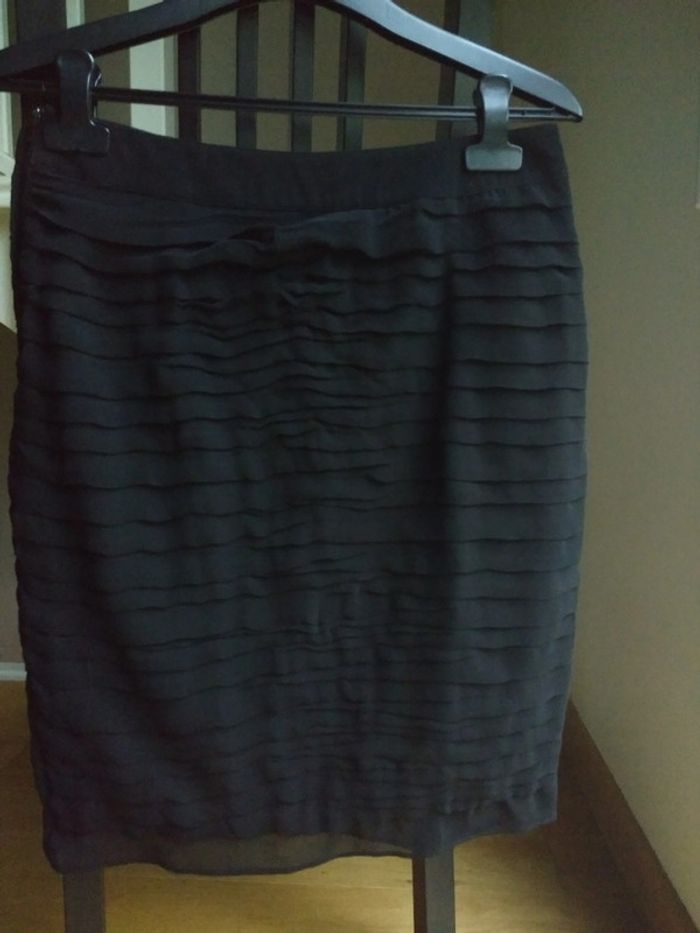 Jupe noir chic voile neuve - photo numéro 3