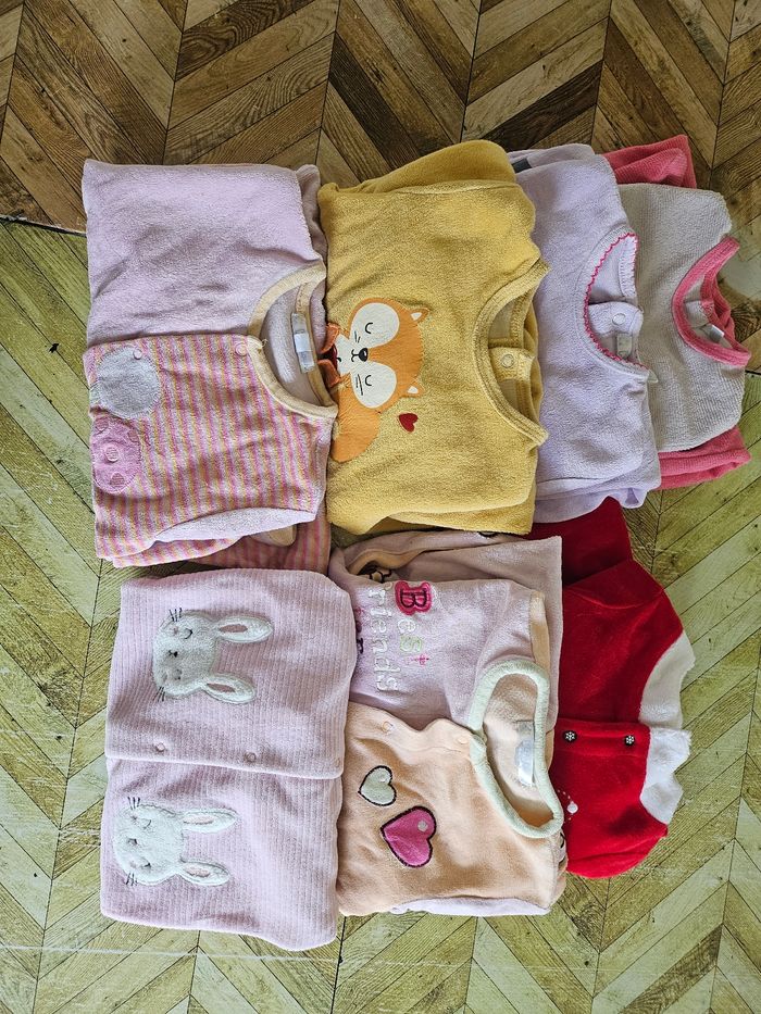 Lot pyjamas - photo numéro 2