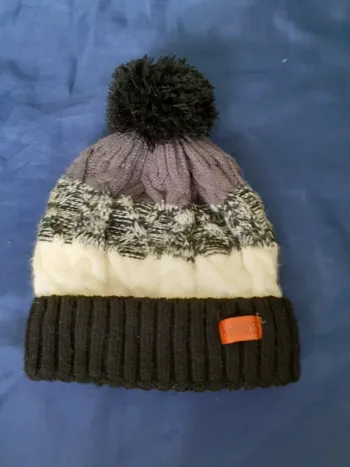 #bonnet