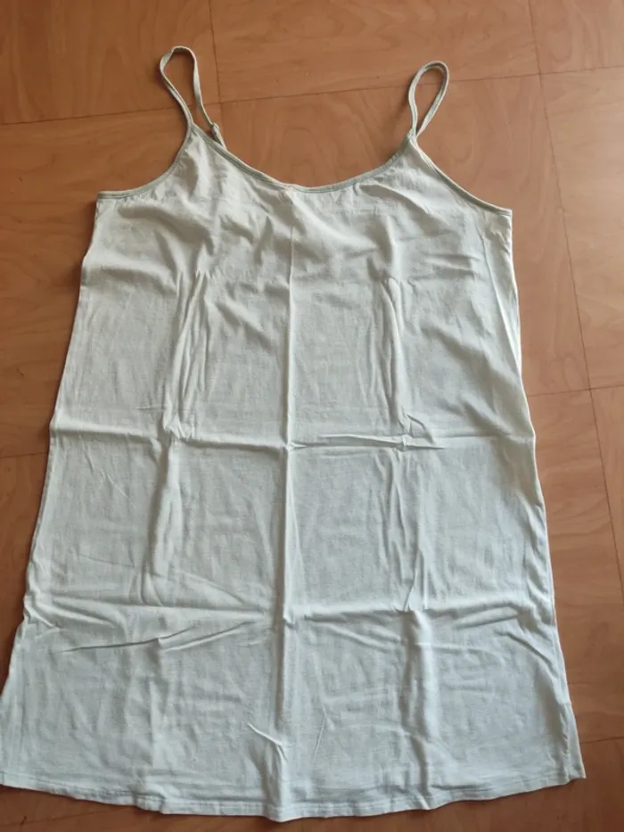 Nuisette xxl neuve 44/46