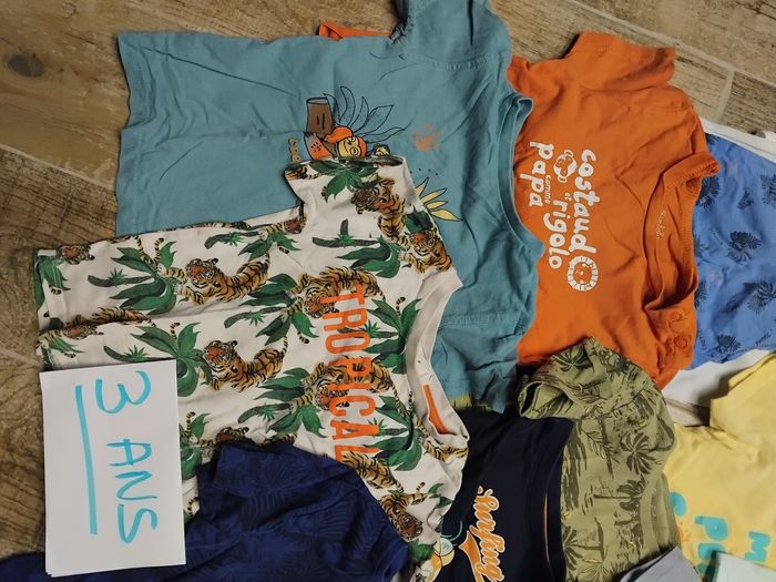 Lot de 16 t-shirts garçon taille 3 ans - photo numéro 5